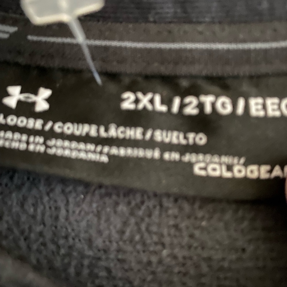 Under Armour Black Lightweight Jacket - Picture 3 of 3